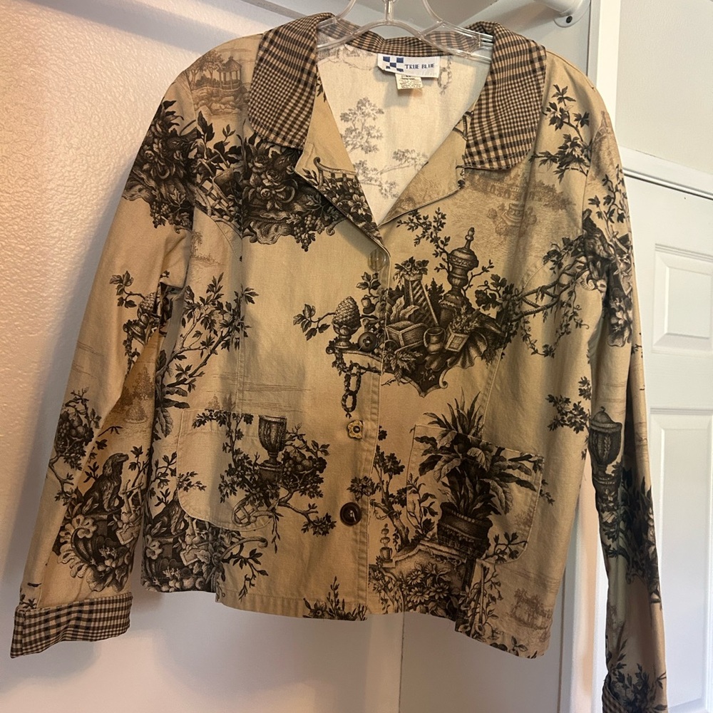 Vintage Style Tan and Black Jacket